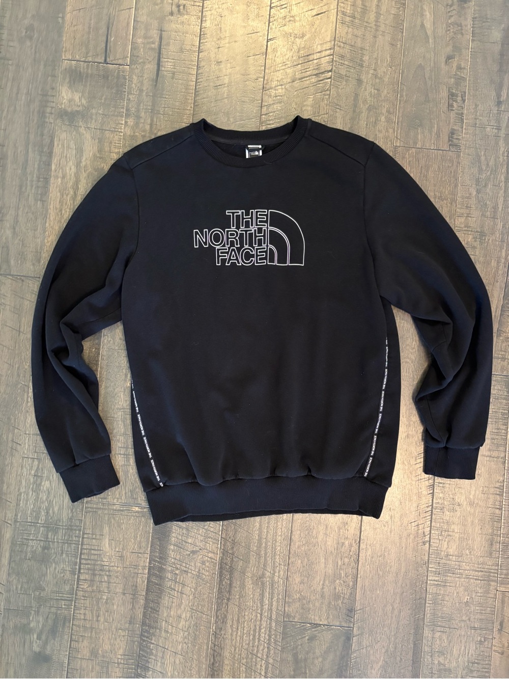 The North Face Men's Black Logo Crewneck Sweater